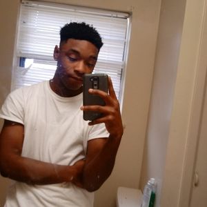 Meet your Posher, Javon